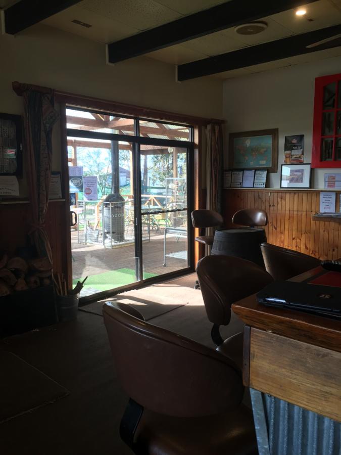 Royal Hotel Snake Valley Екстер'єр фото